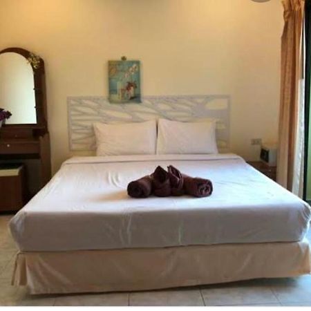 Massuwan Karon Beach Ban Saiyuan Экстерьер фото