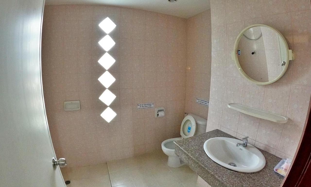 Massuwan Karon Beach Ban Saiyuan Экстерьер фото