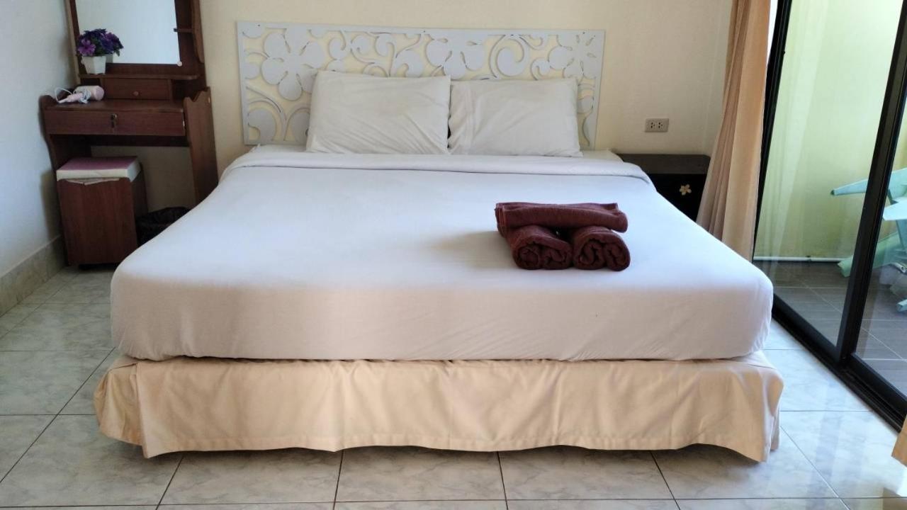 Massuwan Karon Beach Ban Saiyuan Экстерьер фото